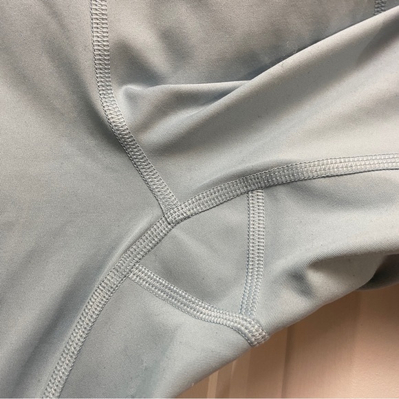 Girlfriend collective compressive high rise leggings in sky - Picture 2 of 9